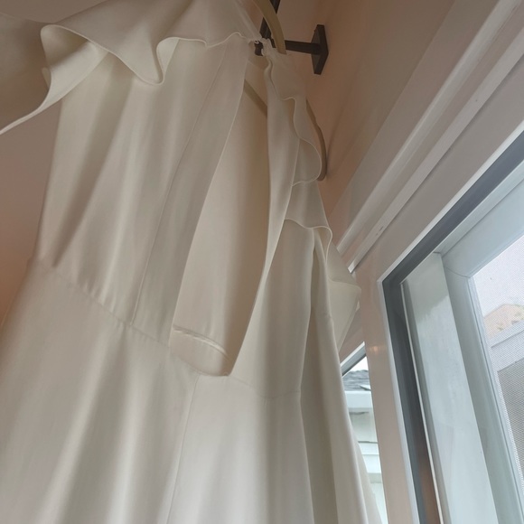 Rare Design, Zara Studio White Cold Shoulder Ruffle Sleeve Backless Midi Dress - Picture 10 of 12